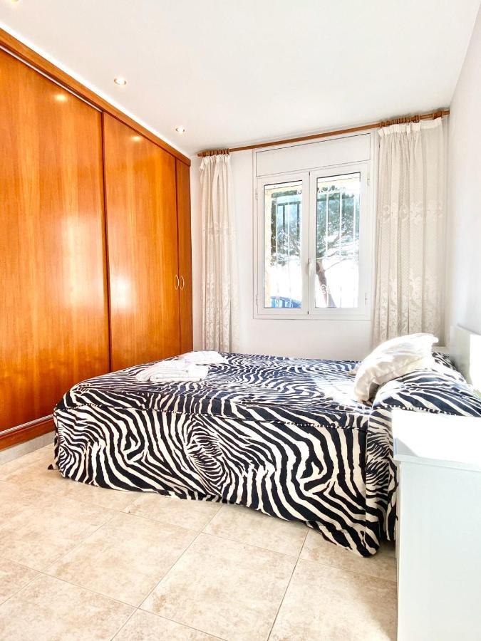 Appartement Devant La Plage Roses Exterior photo