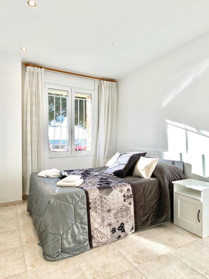 Appartement Devant La Plage Roses Exterior photo