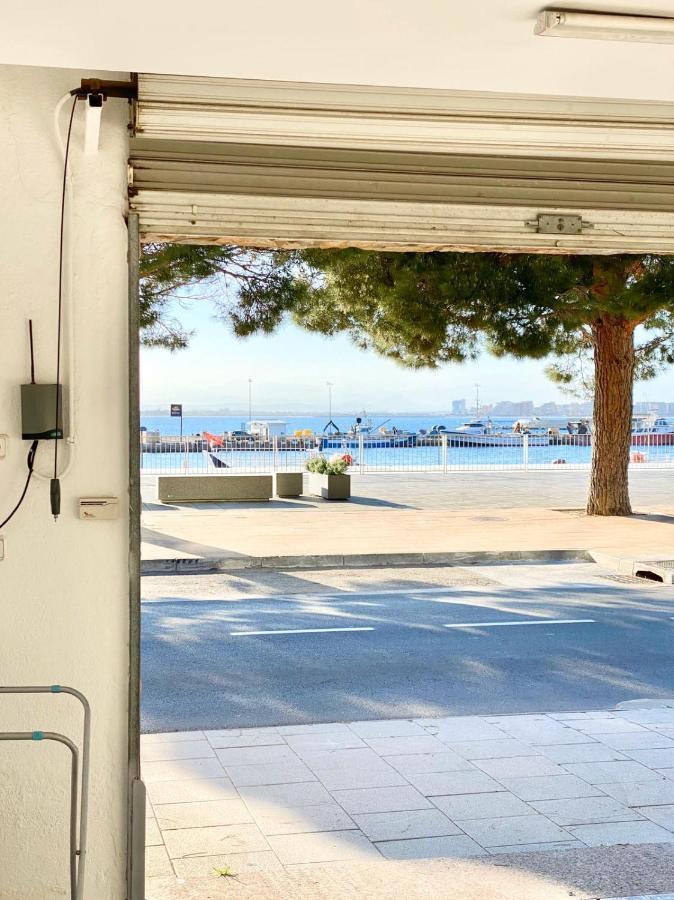 Appartement Devant La Plage Roses Exterior photo