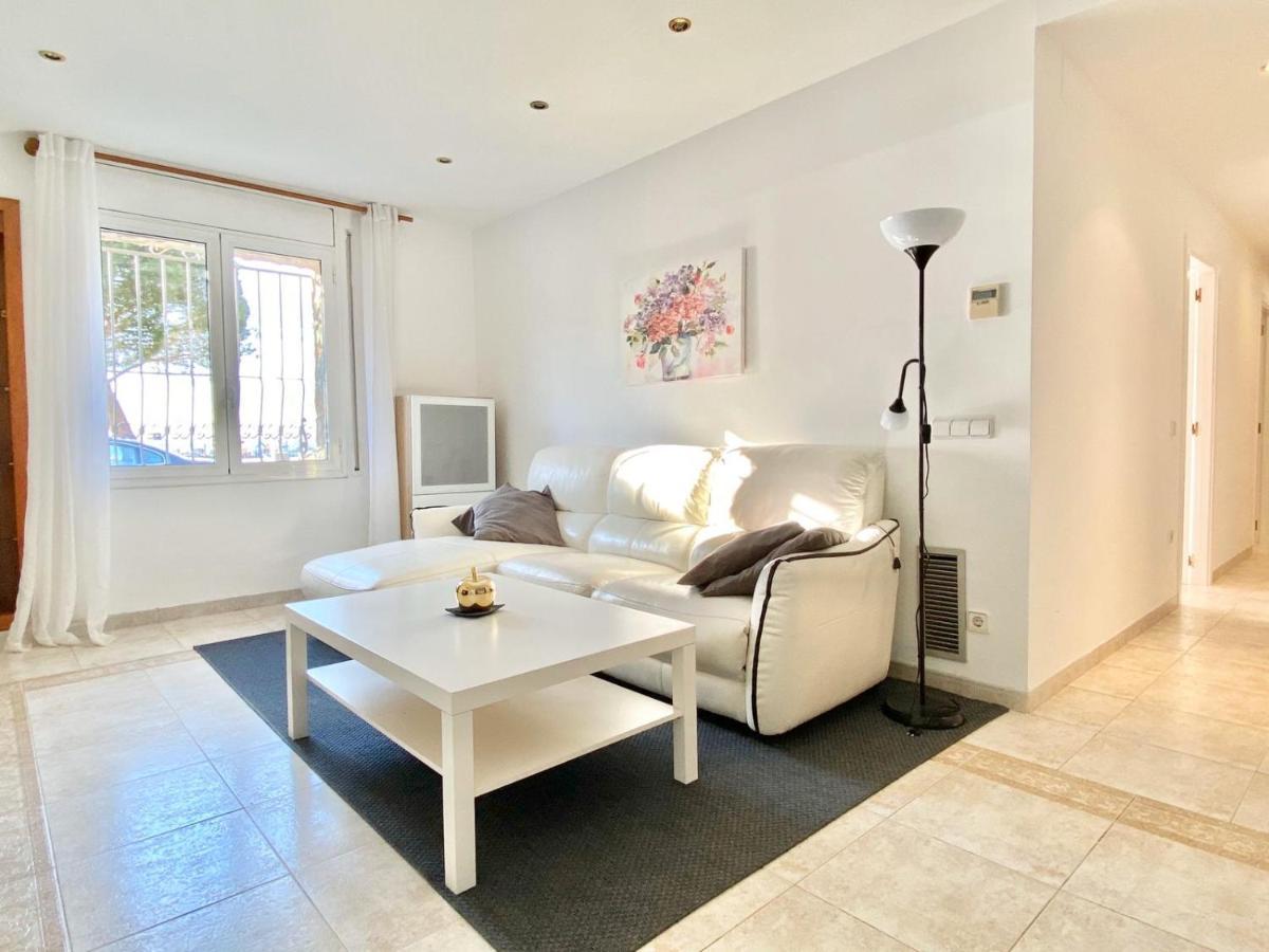 Appartement Devant La Plage Roses Exterior photo