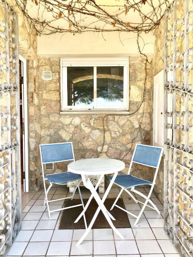Appartement Devant La Plage Roses Exterior photo
